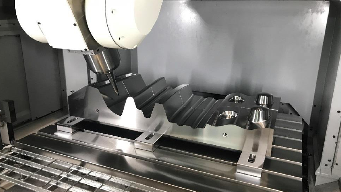 Showcasing Makino 5XC Die/Mold Geometries